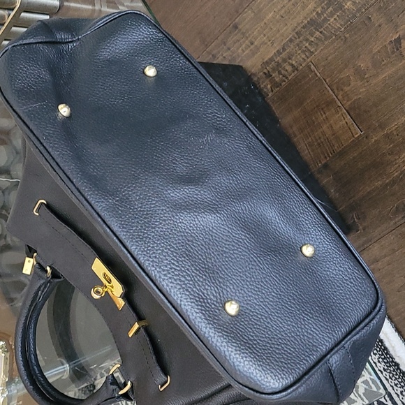 Black Leather Handbag - Picture 9 of 9